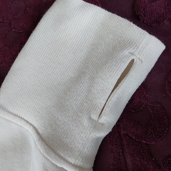 Size Large, Old Navy Active, White hooded sweatshirt. - Picture 4 of 4